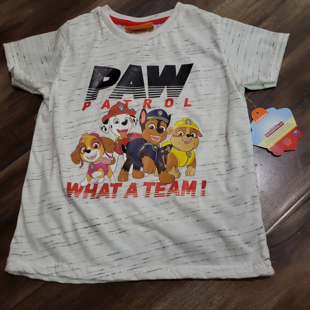 Paw patrol size 6 t-shirt